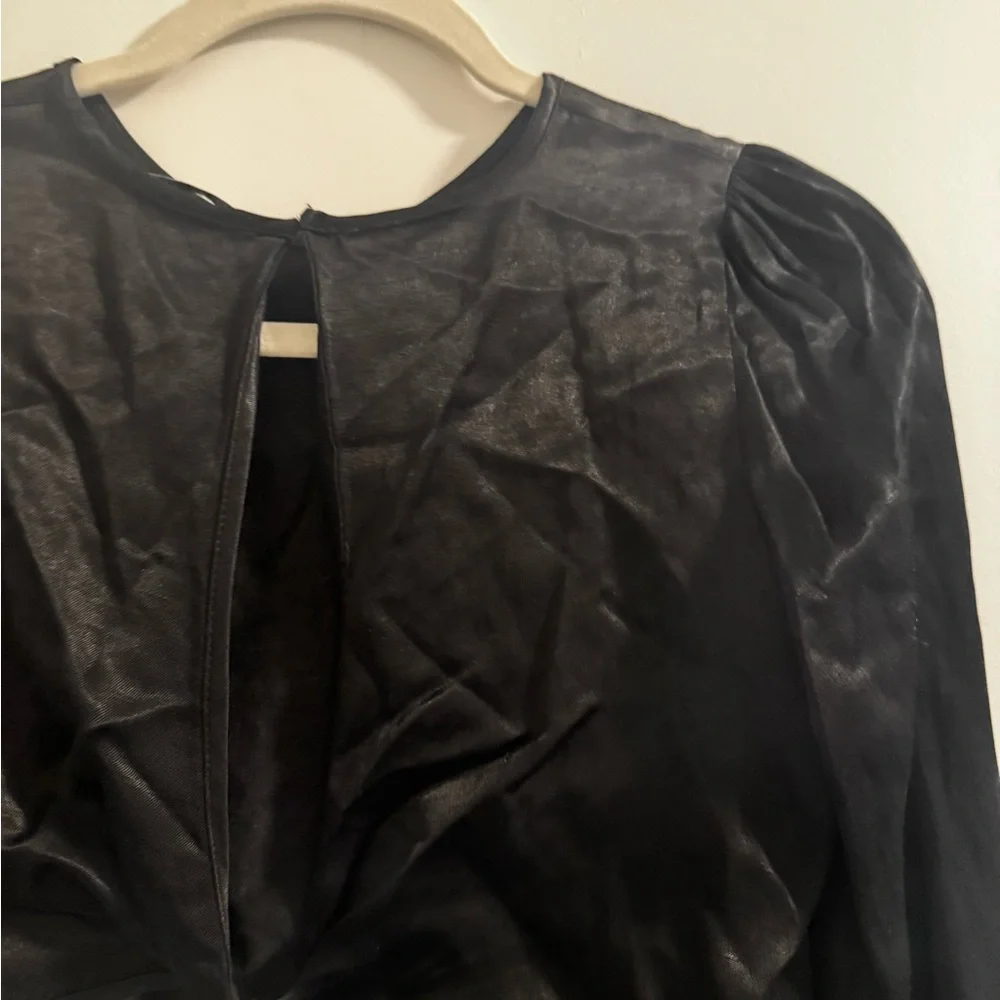 Zara Elegant Black Women's Top - Picture 4 of 4